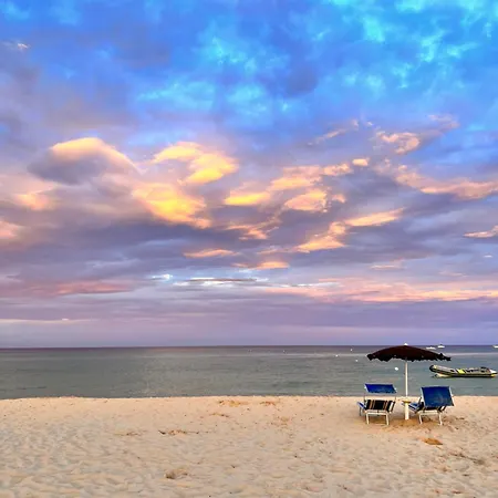 Feriehus Golden Seashell - Con Giardino E Terrazza, A Pochi Passi Dal Mare *